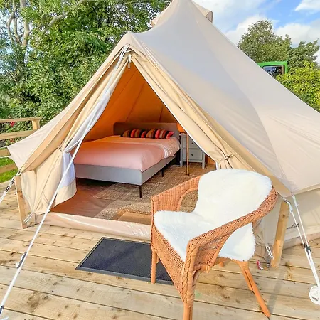Luxusní stan Glamping - Tent 4 *